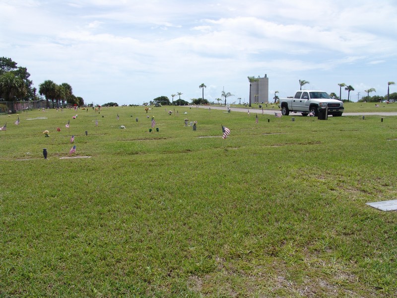 Riverview Memorial Cemetery Memorial Day 2020